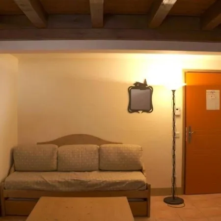Grand De Type T2 + Mezzanine 8 Pers Pra Roustan 46